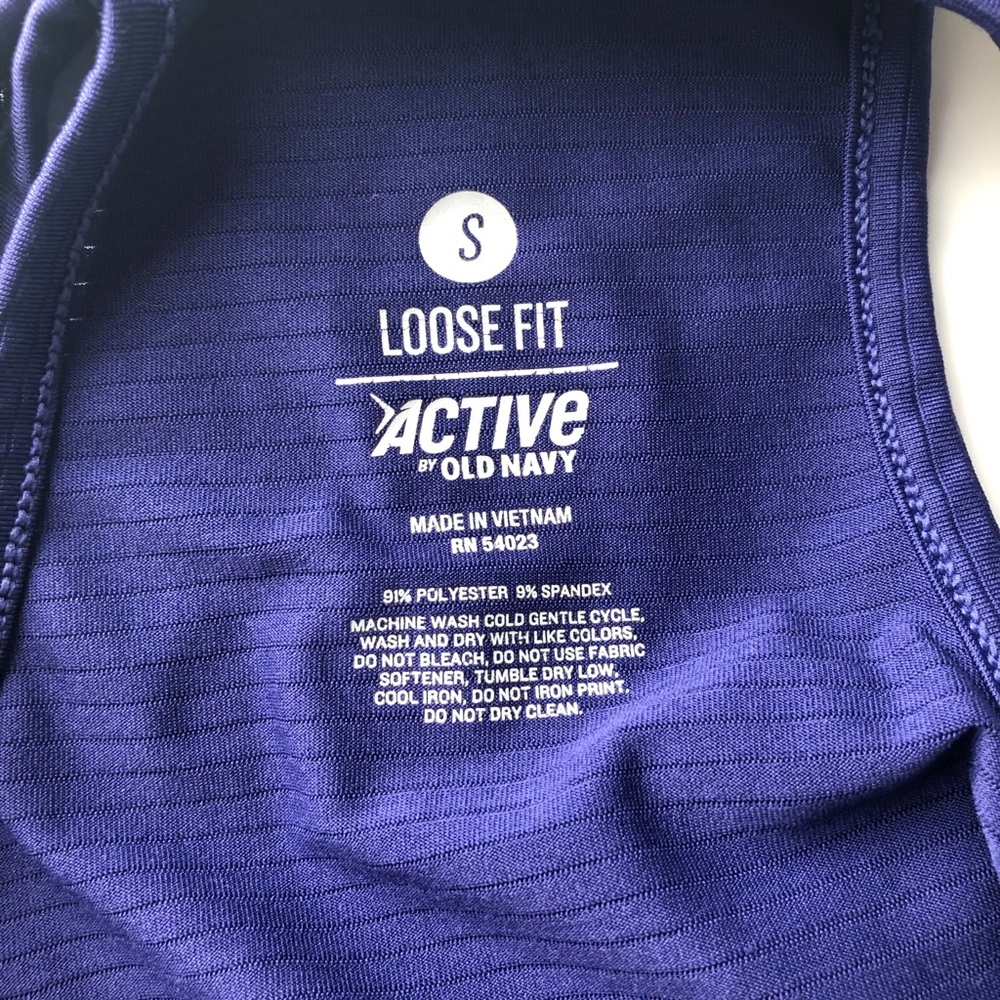 Workout Top - Picture 8 of 8